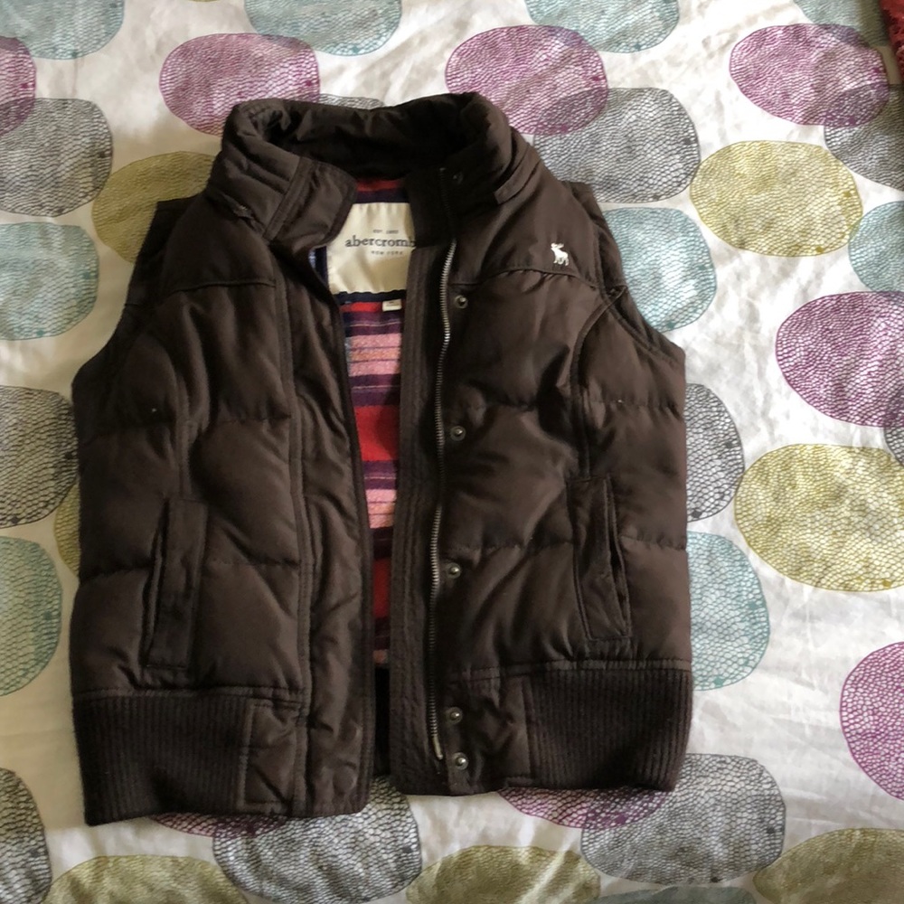 Abercrombie brown goose down vest